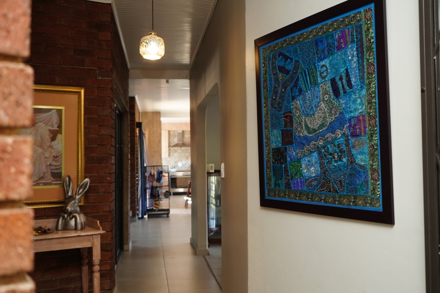 To Let 7 Bedroom Property for Rent in Safari Gardens North West